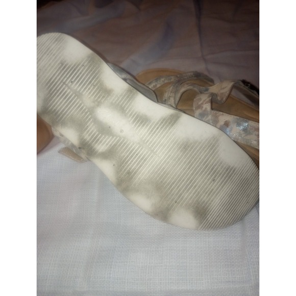 Clarks Collection Adjustable Sandals Brynn‎ Step Sand Floral 8.5M pre-owned - Picture 5 of 7